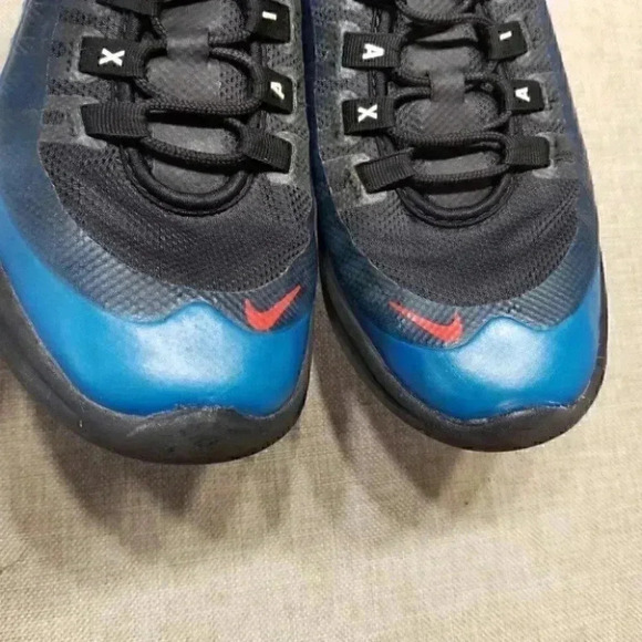 Nike Air Max Running Athletic Sneaker Youths 6 - Picture 3 of 11